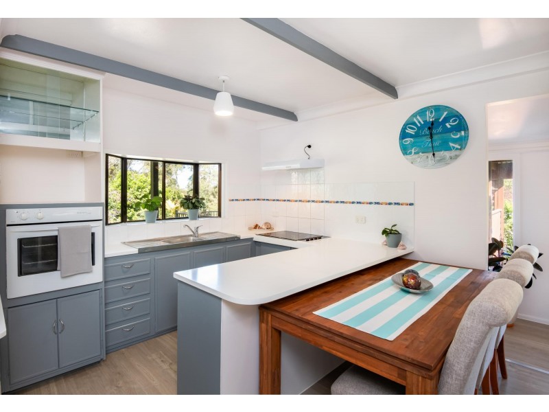 31 Poynten Drive, Emerald Beach NSW 2456