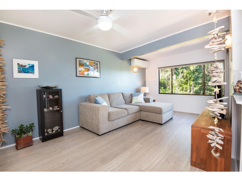 31 Poynten Drive, Emerald Beach NSW 2456