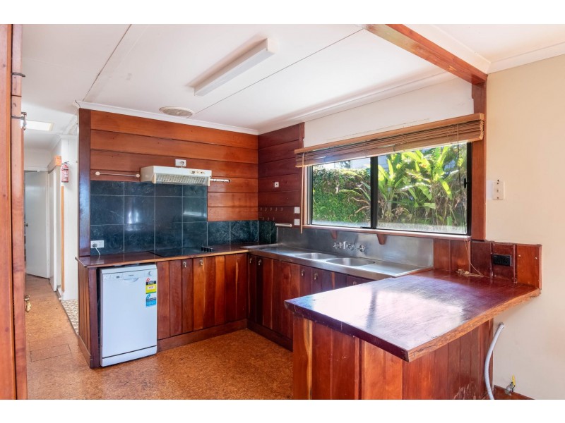 27 Fuller Street, Arrawarra Headland NSW 2456