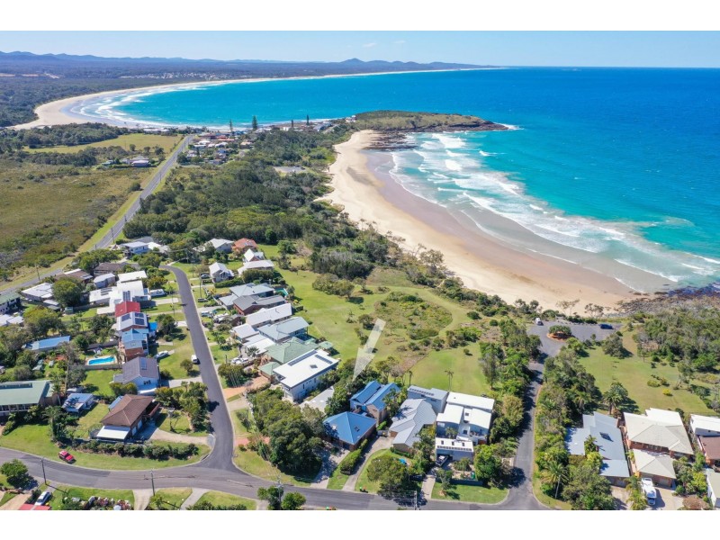 27 Fuller Street, Arrawarra Headland NSW 2456