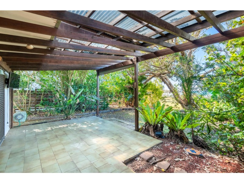 27 Fuller Street, Arrawarra Headland NSW 2456