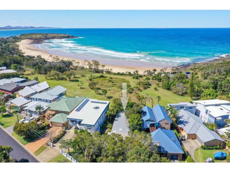 27 Fuller Street, Arrawarra Headland NSW 2456