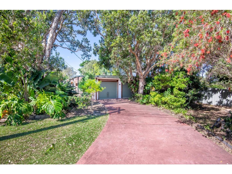 27 Fuller Street, Arrawarra Headland NSW 2456