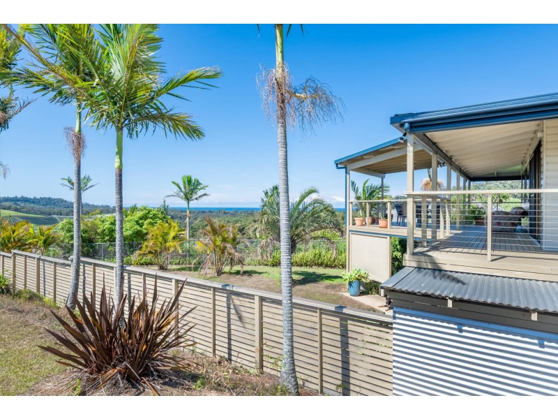 111 Johnsons Road, Sandy Beach NSW 2456