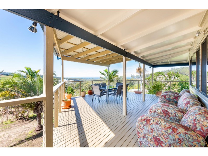 111 Johnsons Road, Sandy Beach NSW 2456