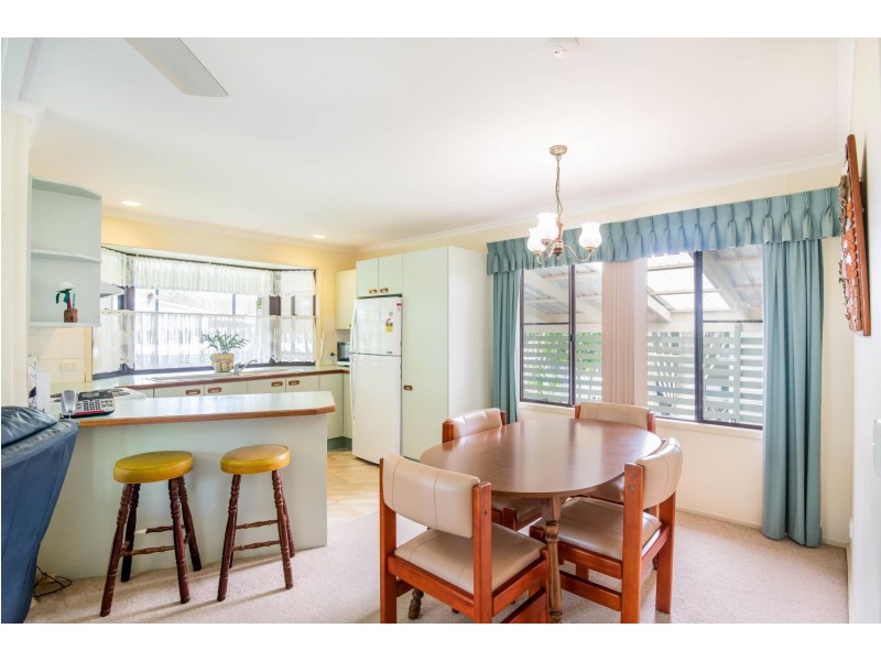 10 Norfolk Avenue Darlington park, Arrawarra NSW 2456