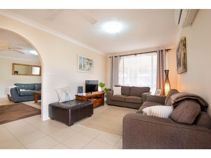 2 Turpentine Avenue, Sandy Beach NSW 2456