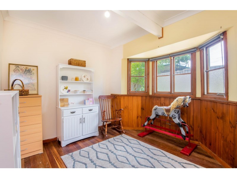 8 Wattle Place, Sandy Beach NSW 2456