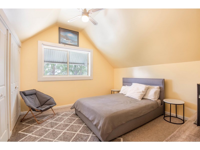 8 Wattle Place, Sandy Beach NSW 2456