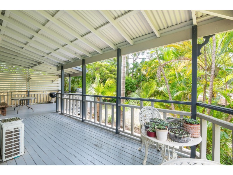 8 Wattle Place, Sandy Beach NSW 2456