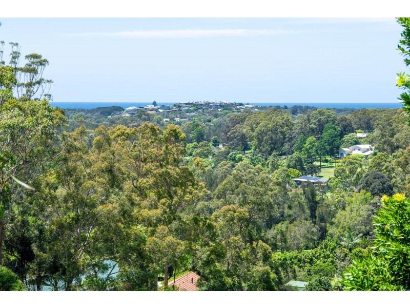 33 Poynten Drive, Emerald Beach NSW 2456