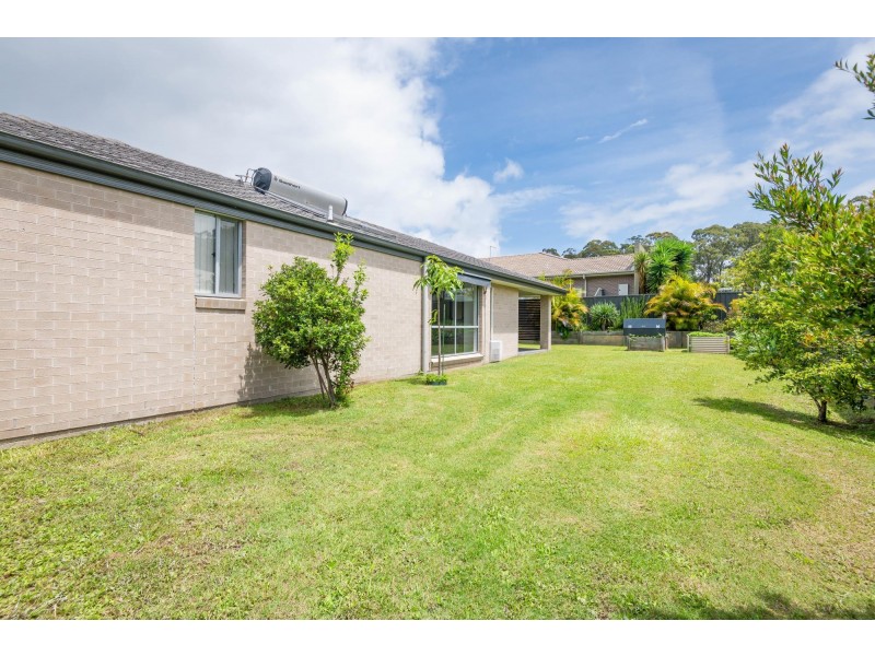 20 Seacrest Boulevard, Sandy Beach NSW 2456
