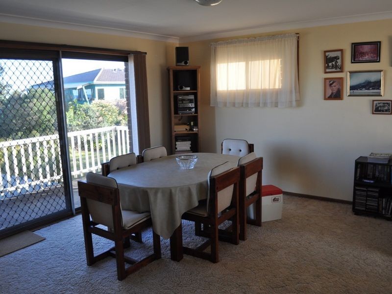 11 Wisteria, Minnie Water NSW 2462