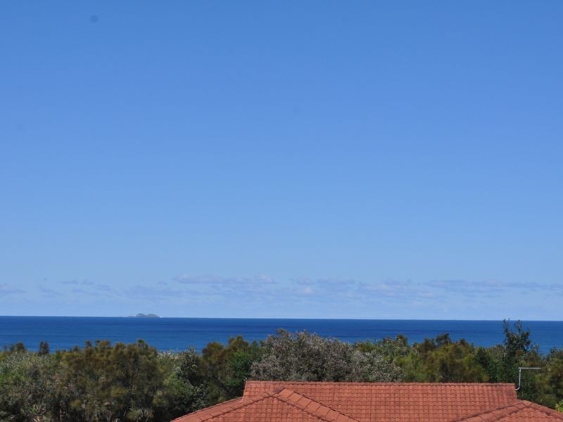 11 Wisteria, Minnie Water NSW 2462