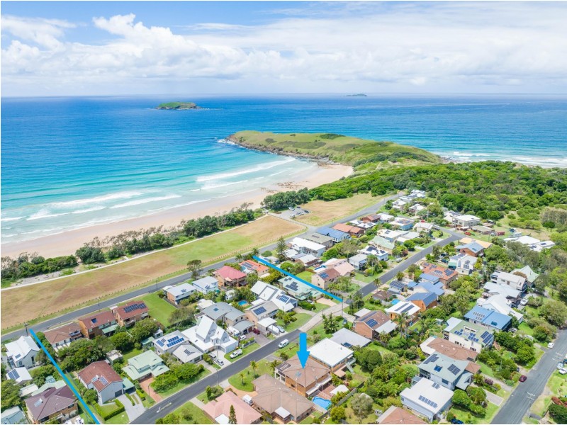 50 Bluegum Avenue, Sandy Beach NSW 2456