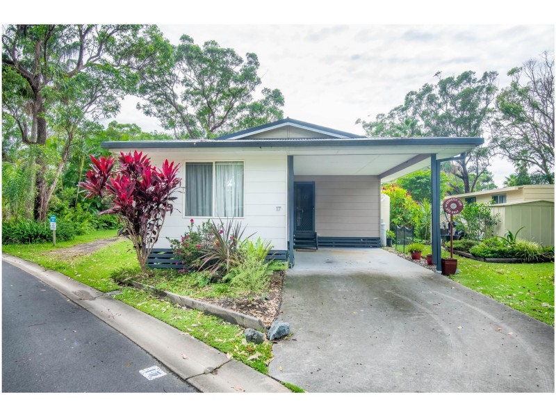 17 Grevillia Road, Darlington Beach, Arrawarra NSW 2456