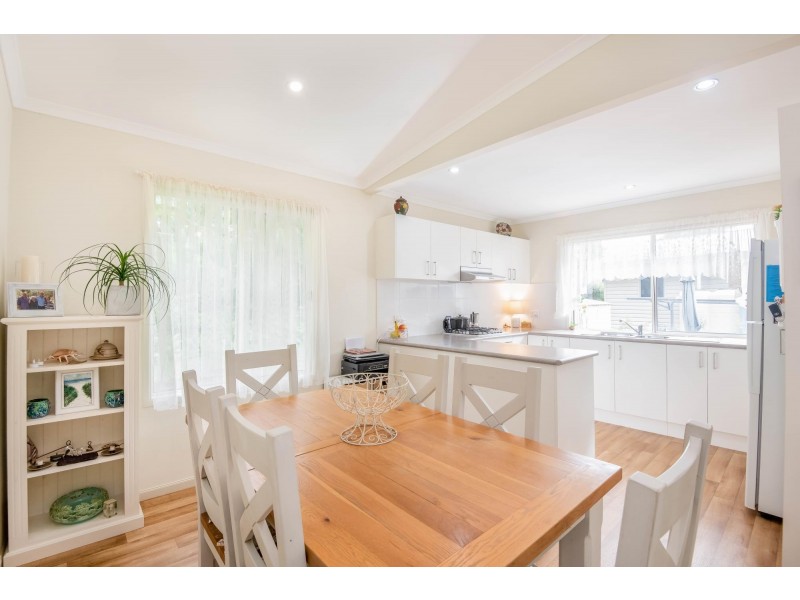 17 Grevillia Road, Darlington Beach, Arrawarra NSW 2456