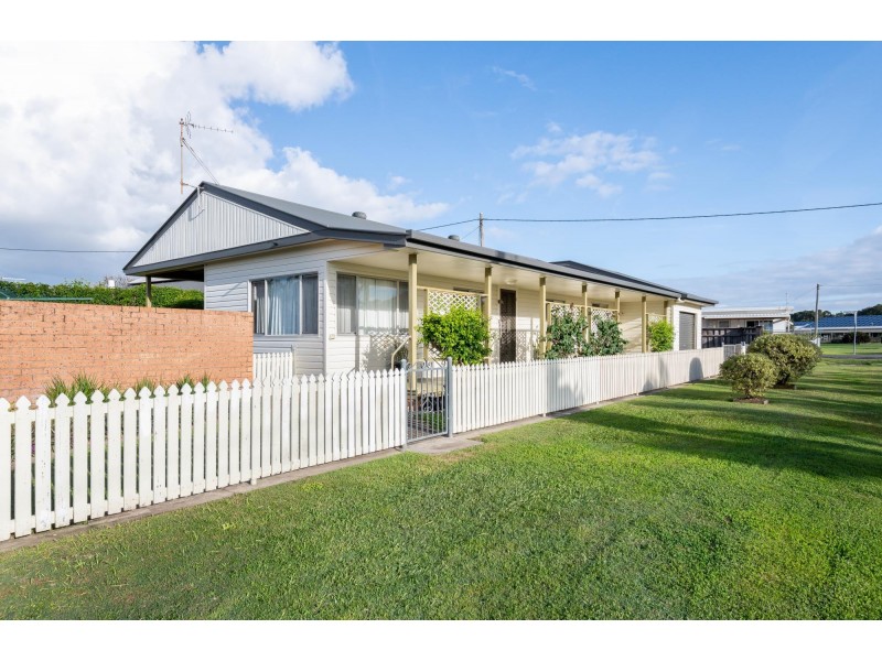21 Schafer Street, Red Rock NSW 2456