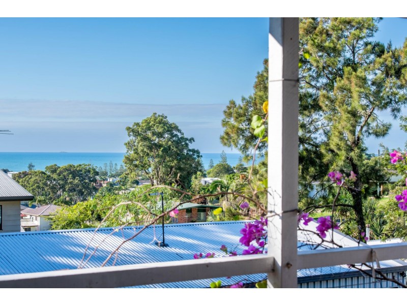 13 South Street, Woolgoolga NSW 2456