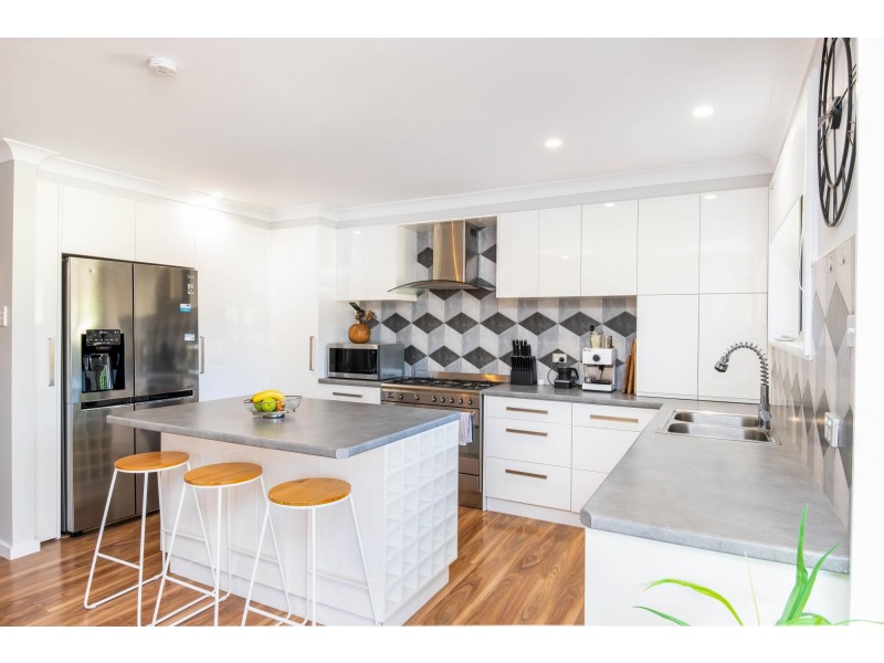 15 Panorama Parade, Safety Beach NSW 2456