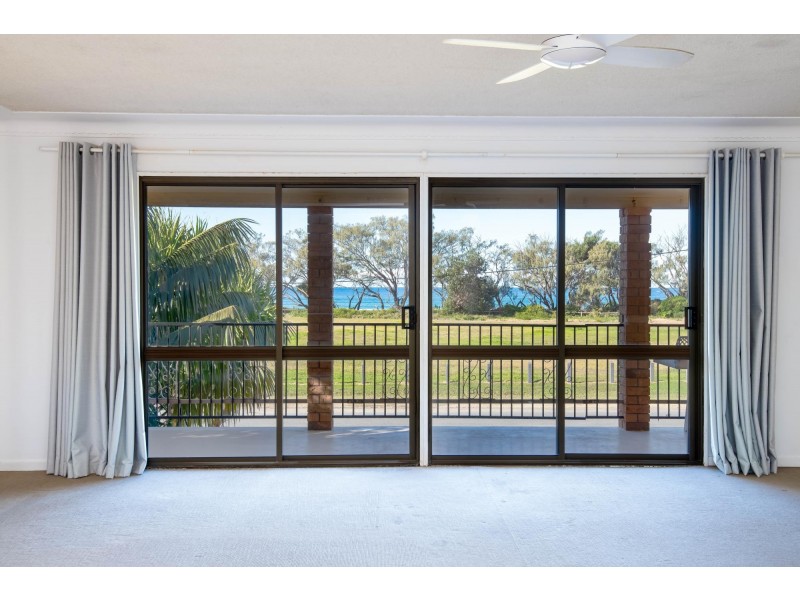 70 Sandys Beach Drive, Sandy Beach NSW 2456