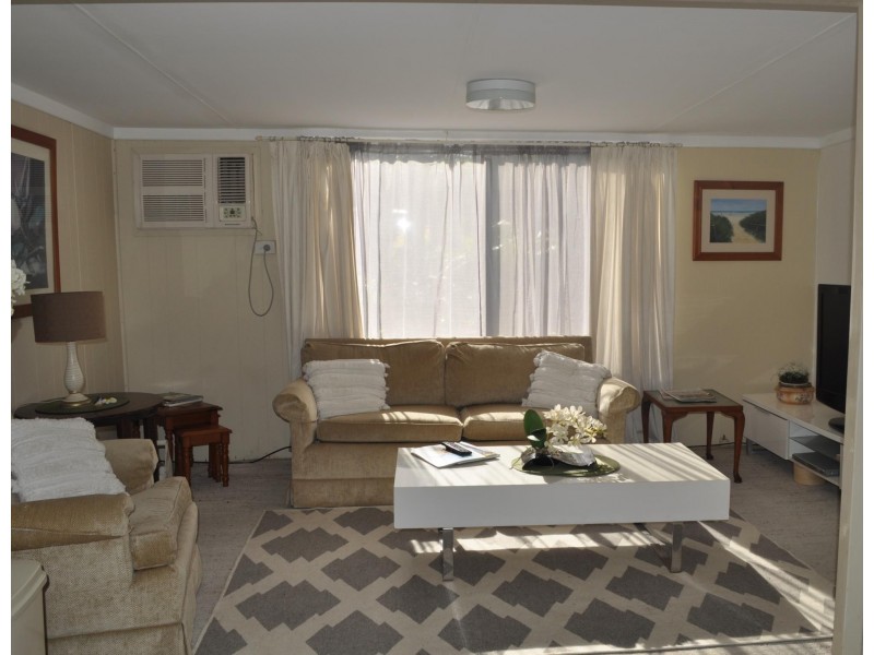 10 Jacaranda Road, Darlington Beach, Arrawarra NSW 2456