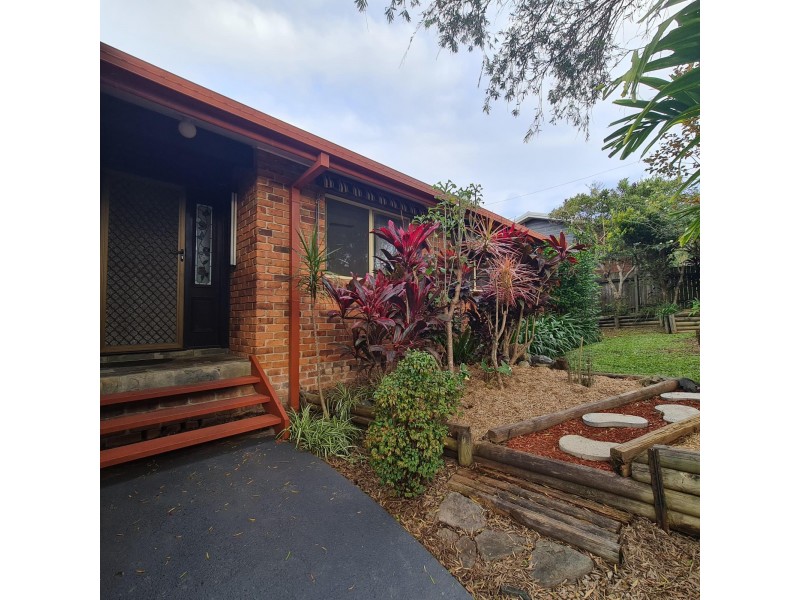 12 Panorama Parade, Safety Beach NSW 2456
