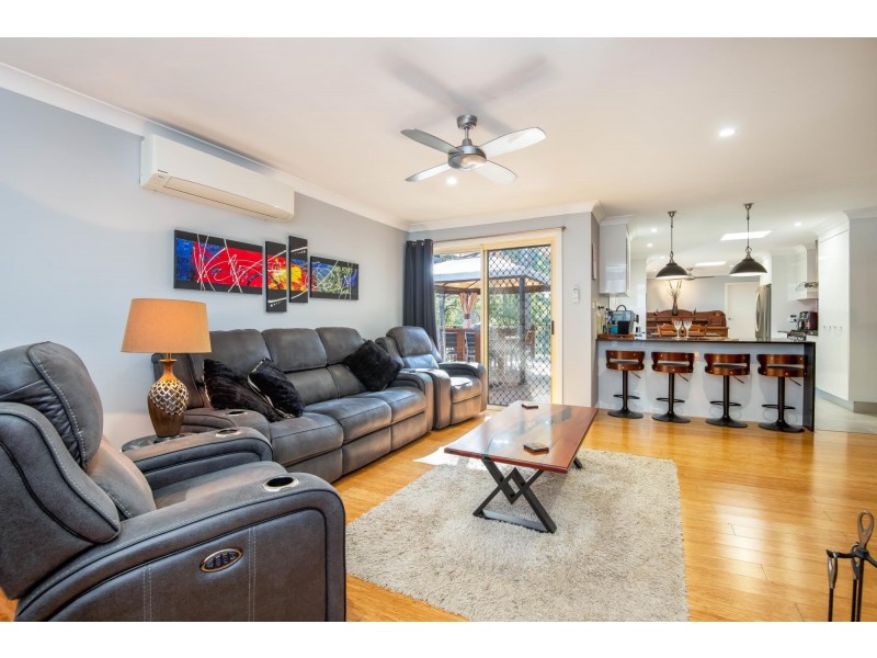 8 Anselmo Close, Emerald Beach NSW 2456