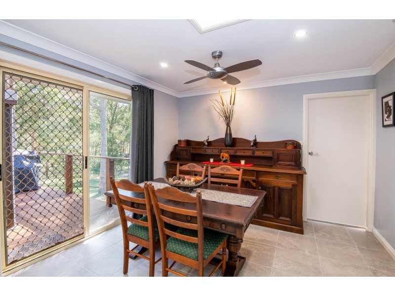 8 Anselmo Close, Emerald Beach NSW 2456