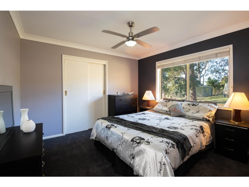 8 Anselmo Close, Emerald Beach NSW 2456