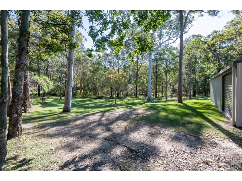 8 Anselmo Close, Emerald Beach NSW 2456