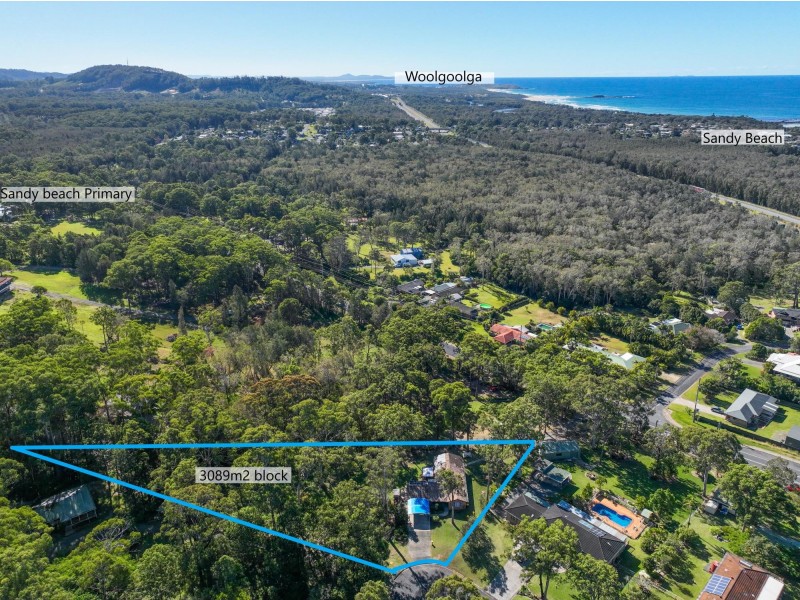8 Anselmo Close, Emerald Beach NSW 2456