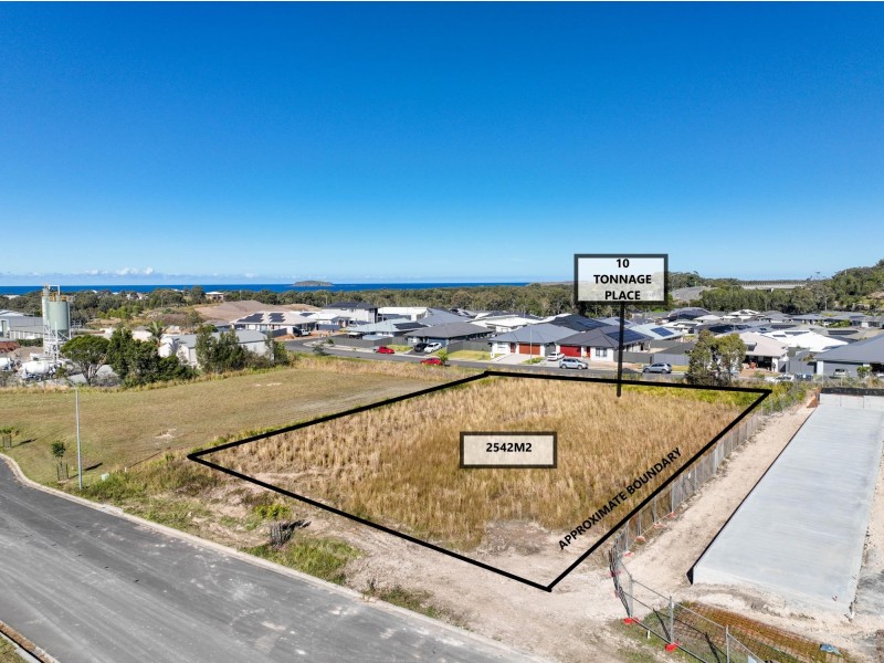 10 Tonnage Place, Woolgoolga NSW 2456