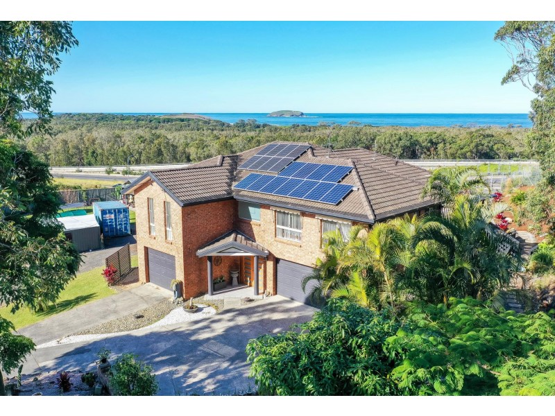 1 Emerald Heights Drive, Emerald Beach NSW 2456