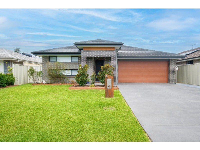 3 Serenity Bay Road, Emerald Beach NSW 2456