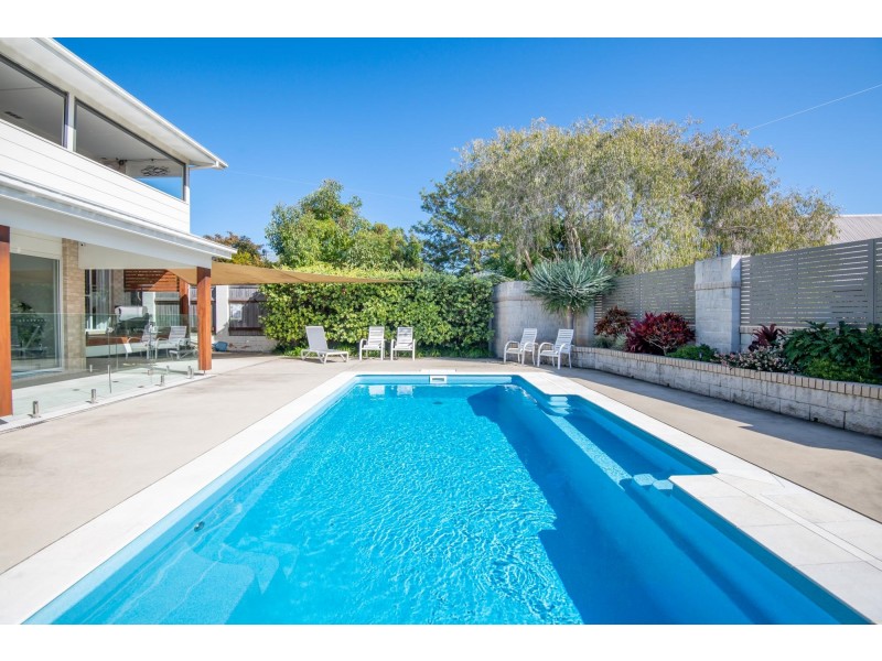 13 Ocean View Road, Arrawarra Headland NSW 2456