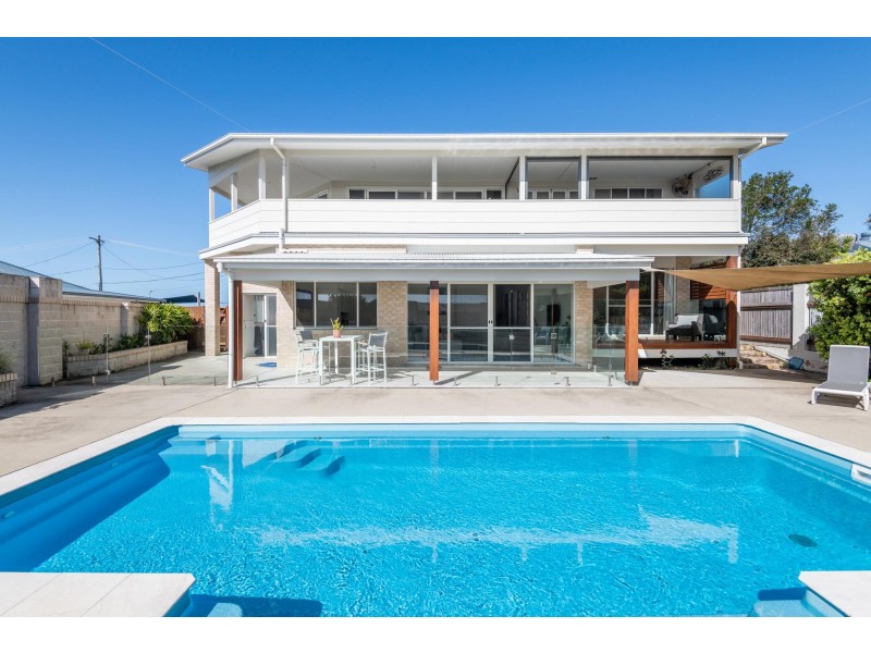 13 Ocean View Road, Arrawarra Headland NSW 2456