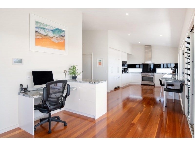 13 Ocean View Road, Arrawarra Headland NSW 2456