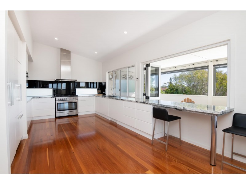 13 Ocean View Road, Arrawarra Headland NSW 2456