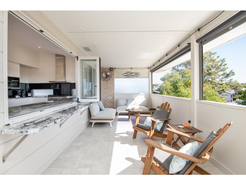 13 Ocean View Road, Arrawarra Headland NSW 2456