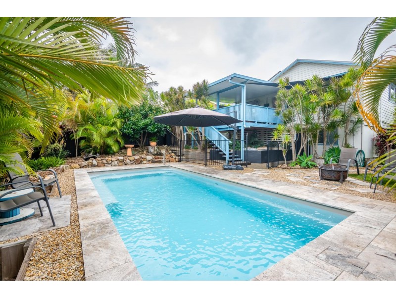 6 Turpentine Avenue, Sandy Beach NSW 2456