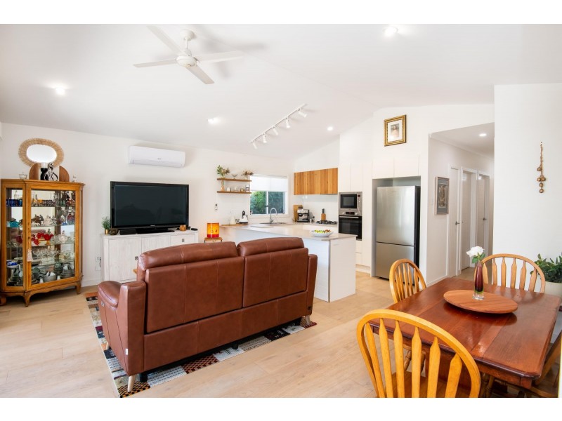 7/11 McIntosh Crescent, Woolgoolga NSW 2456