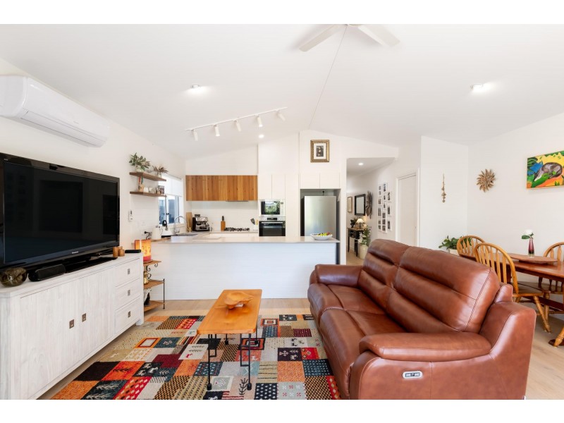 7/11 McIntosh Crescent, Woolgoolga NSW 2456