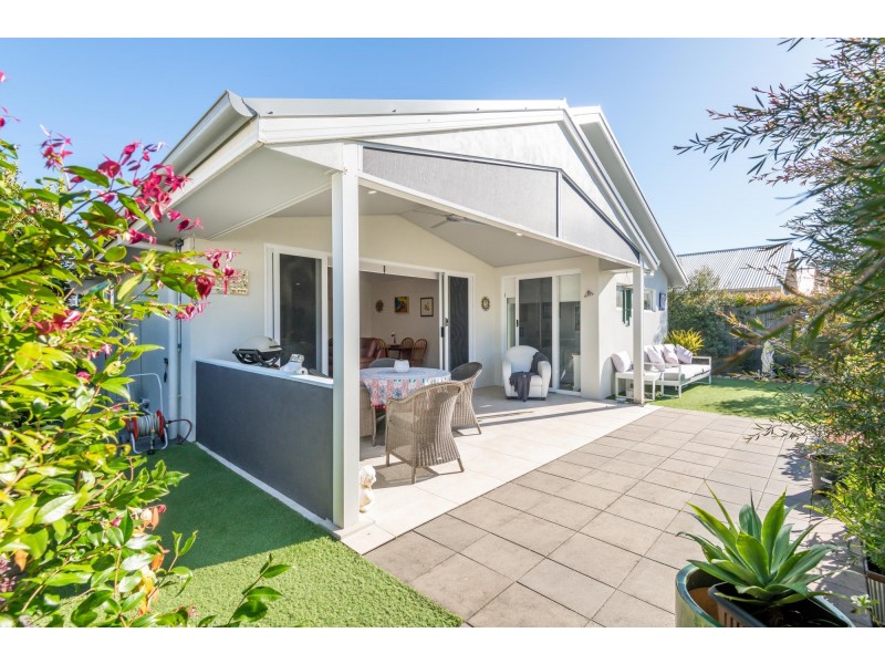 7/11 McIntosh Crescent, Woolgoolga NSW 2456