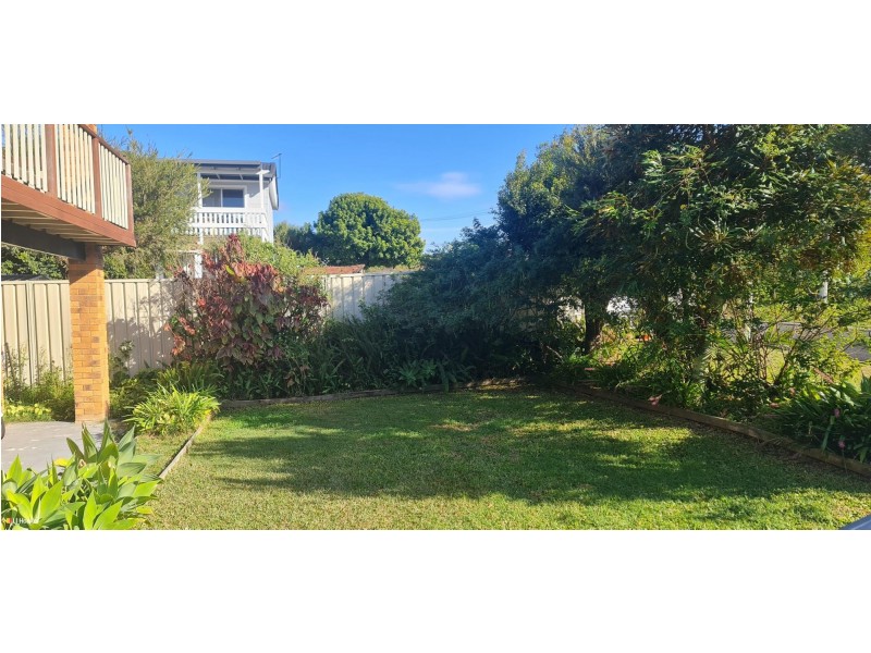 3 Bluegum Avenue, Sandy Beach NSW 2456