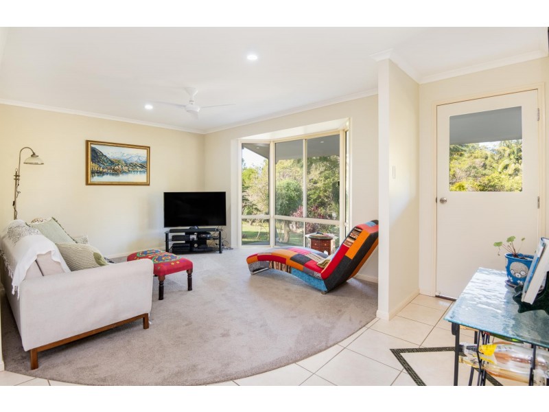 8 Gresham Drive, Woolgoolga NSW 2456