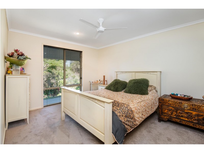 8 Gresham Drive, Woolgoolga NSW 2456