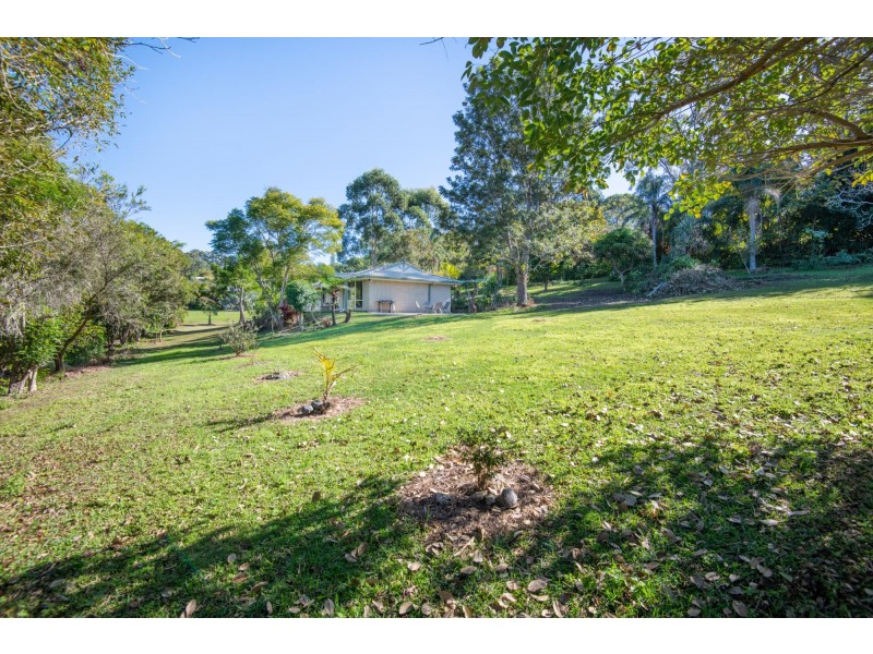 8 Gresham Drive, Woolgoolga NSW 2456