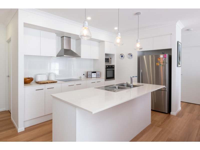 6 Sandcastle Drive, Sandy Beach NSW 2456