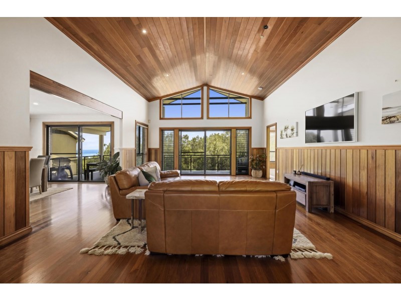 42 Headland Road, Arrawarra Headland NSW 2456